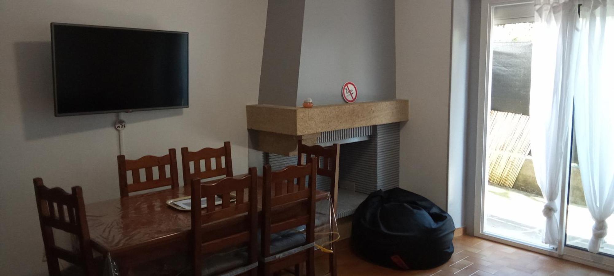 Agreable Appartement De 80M2 Dans Maison Lourdes Bagian luar foto